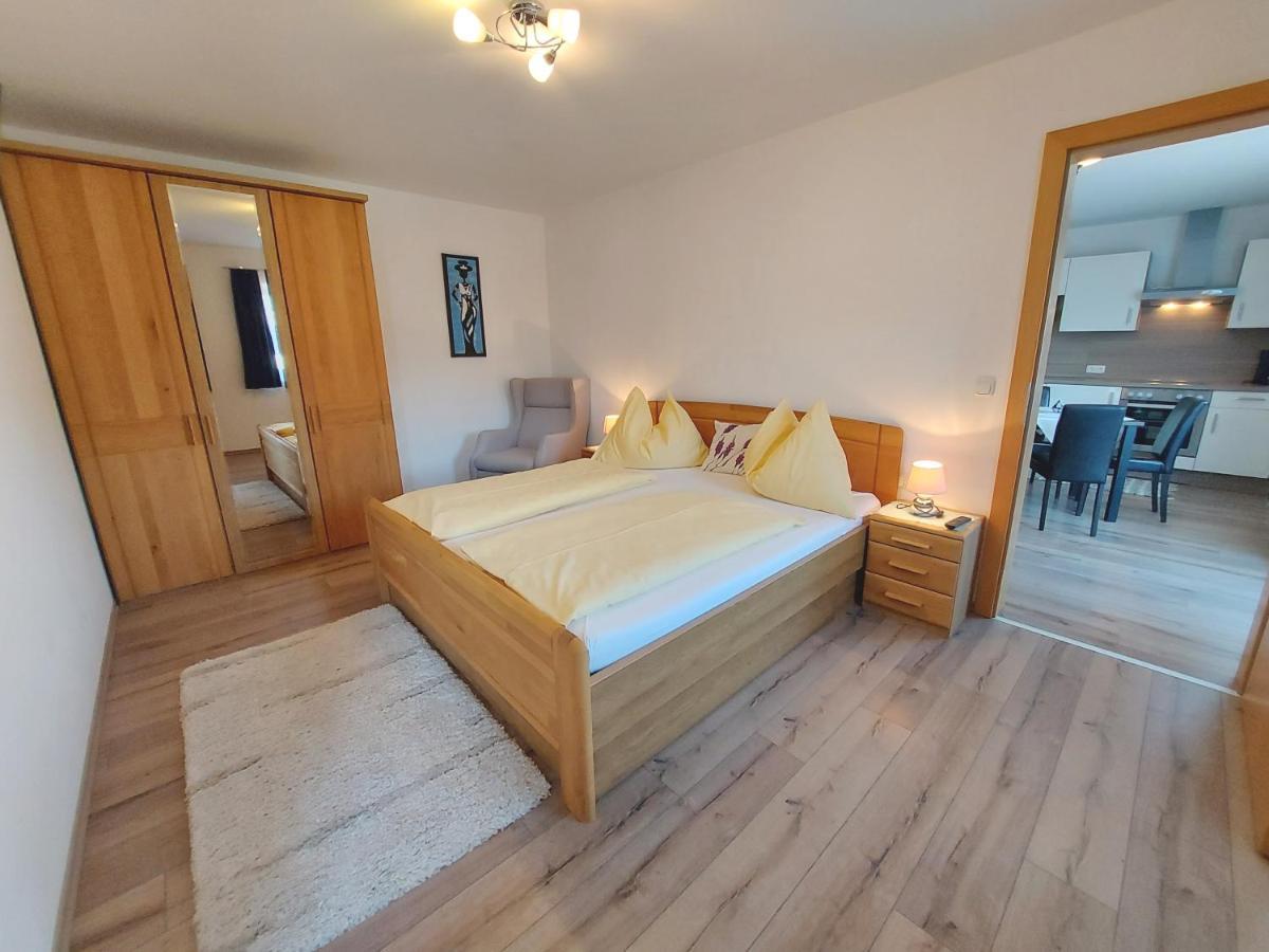 Haus Sandlweber Apartment Бад Митерндорф Екстериор снимка